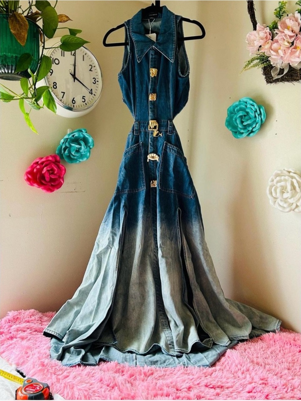 Sleeveless Denim Maxi Dress with Gradient Hem - Blue - Picture 6 of 7